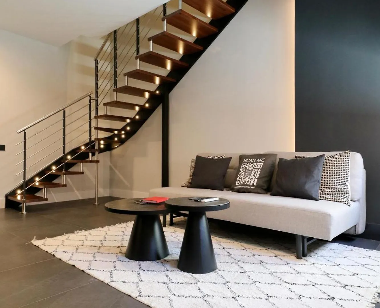 Spacious Modern Apartment In Monumental Building - Free Parking - Workspace - Historical Centre 奧爾比亞 意大利